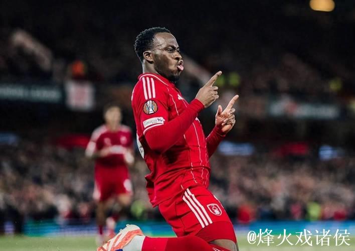 又一场3-0!英超54岁名帅力挽狂澜:7场4胜 带队双线狂奔 又一场3-0!英超54岁名帅力挽狂澜:7场4胜 带队双线狂奔